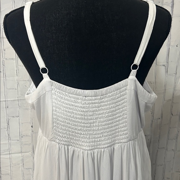 EUC torrid  White Midi Dress with Pink Floral Embroidery. size 0x - Picture 3 of 5